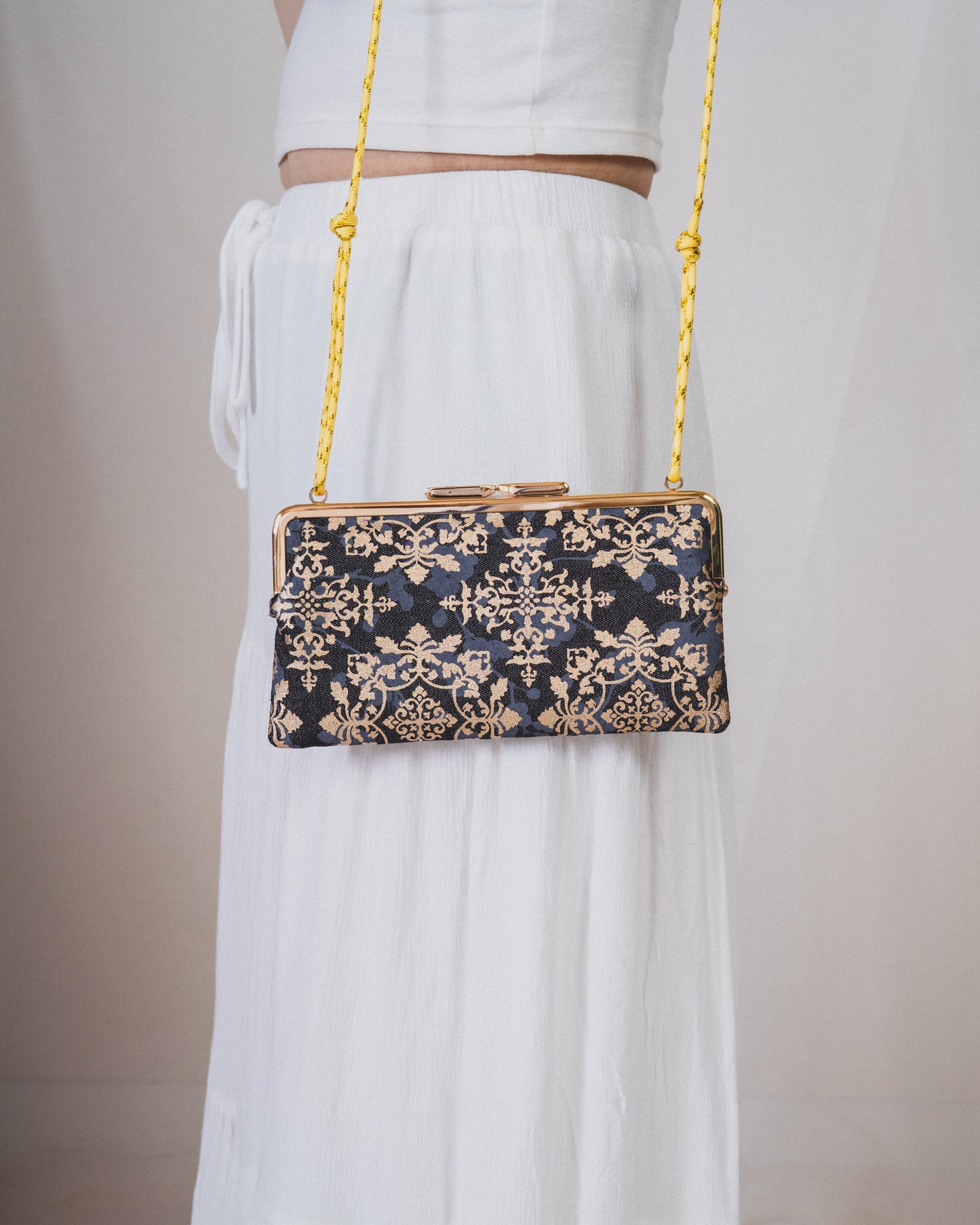 Phone GAMAGUCHI-1018