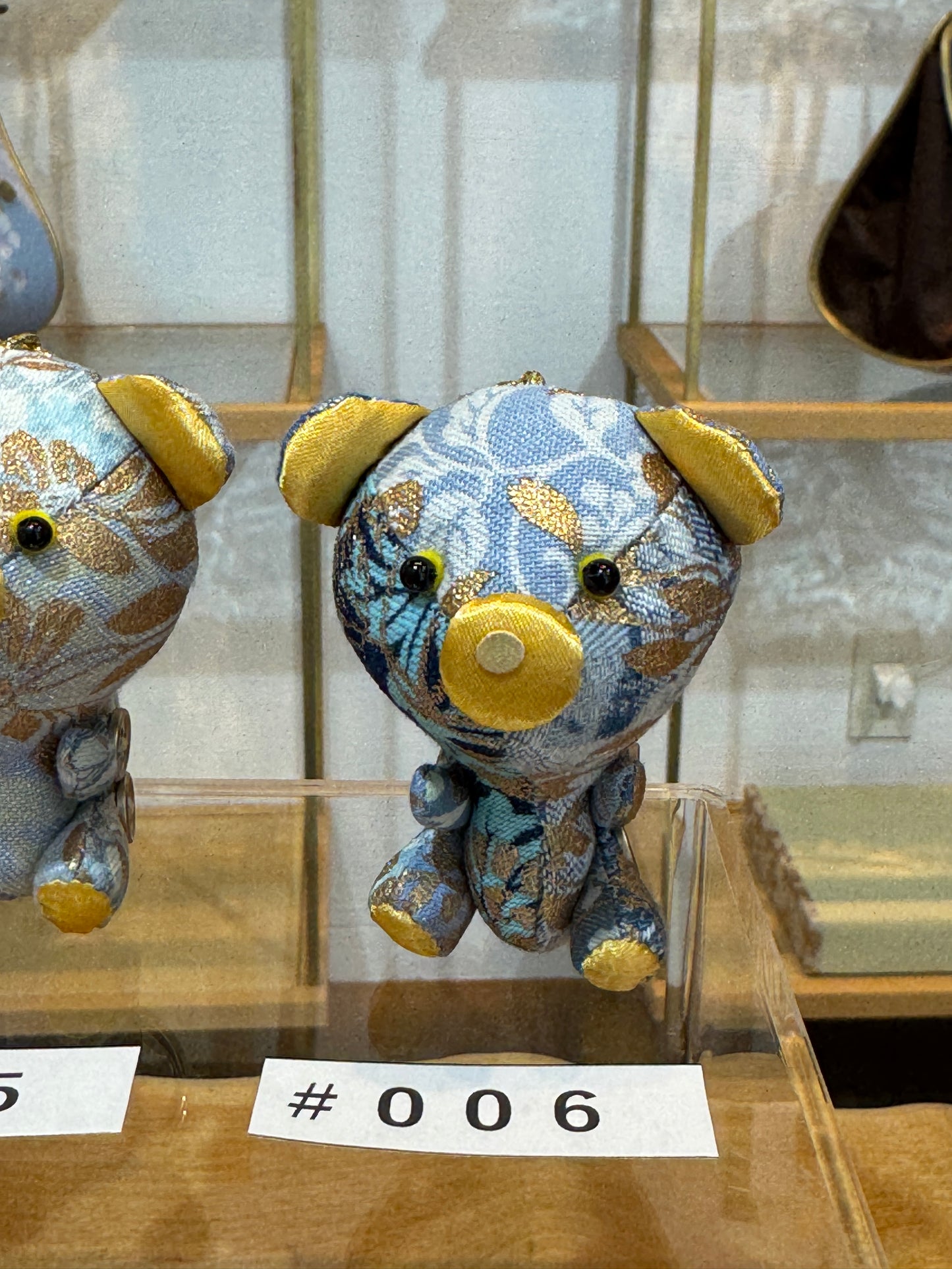 tak006