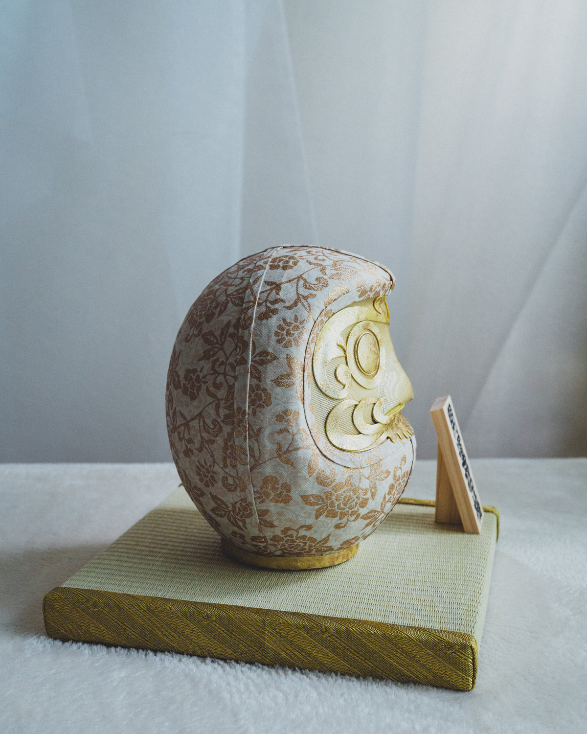 KYOTO DARUMA Regular Gift Set | Daruma, Tatami & Wooden Wish Plaque