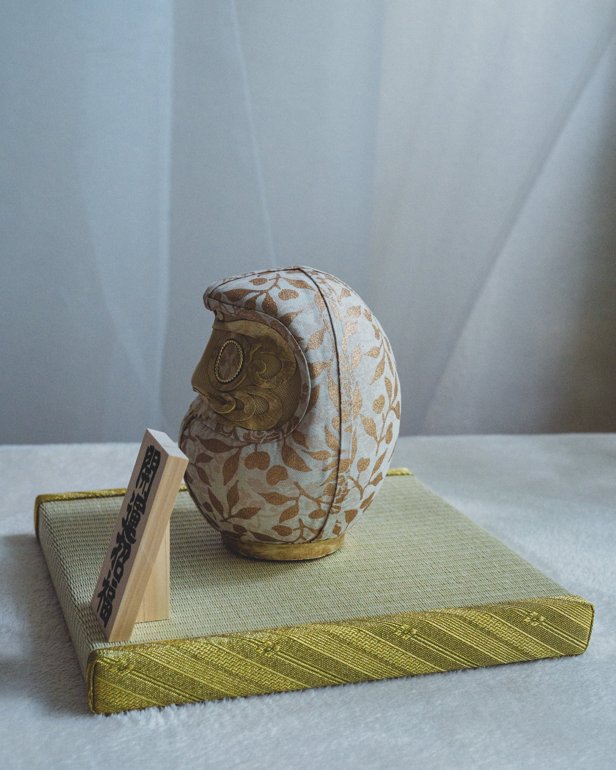 KYOTO DARUMA mini Gift Set | Daruma, Tatami & Wooden Wish Plaque