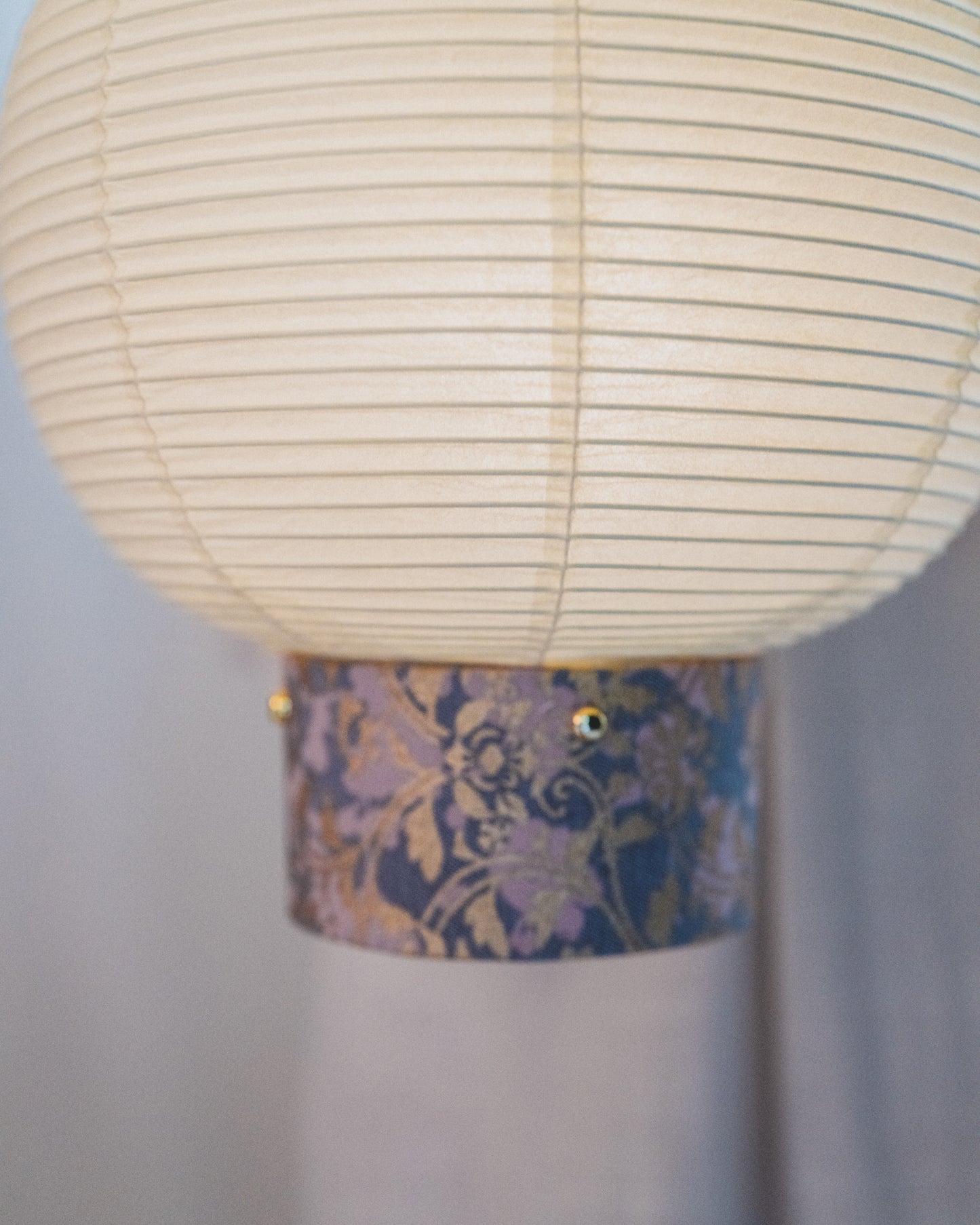 Time-honored Japanese Lanterns(gray pink gold）