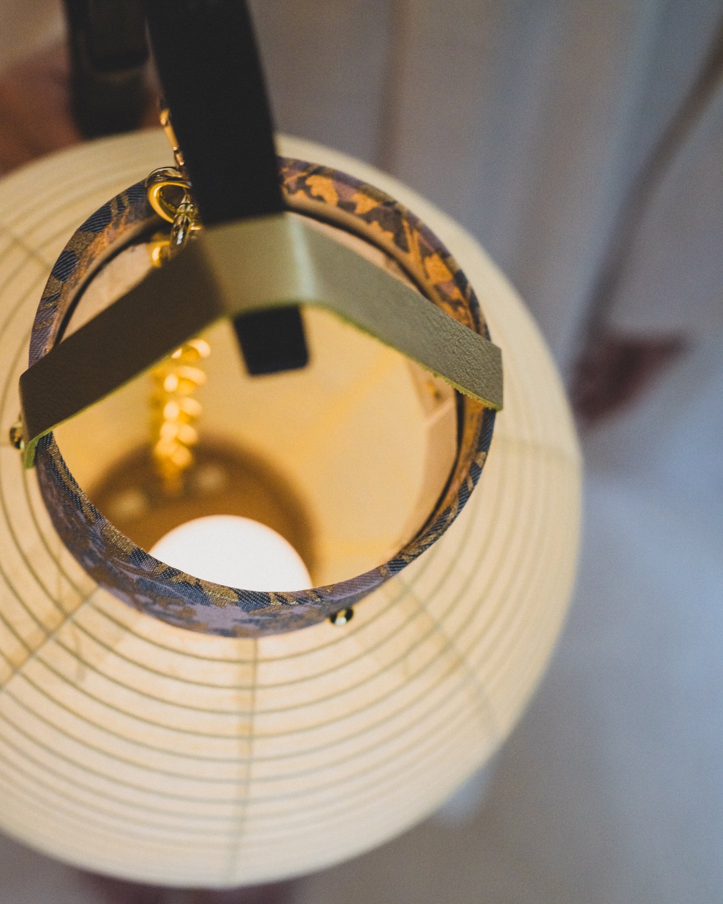 Time-honored Japanese Lanterns(gray pink gold）