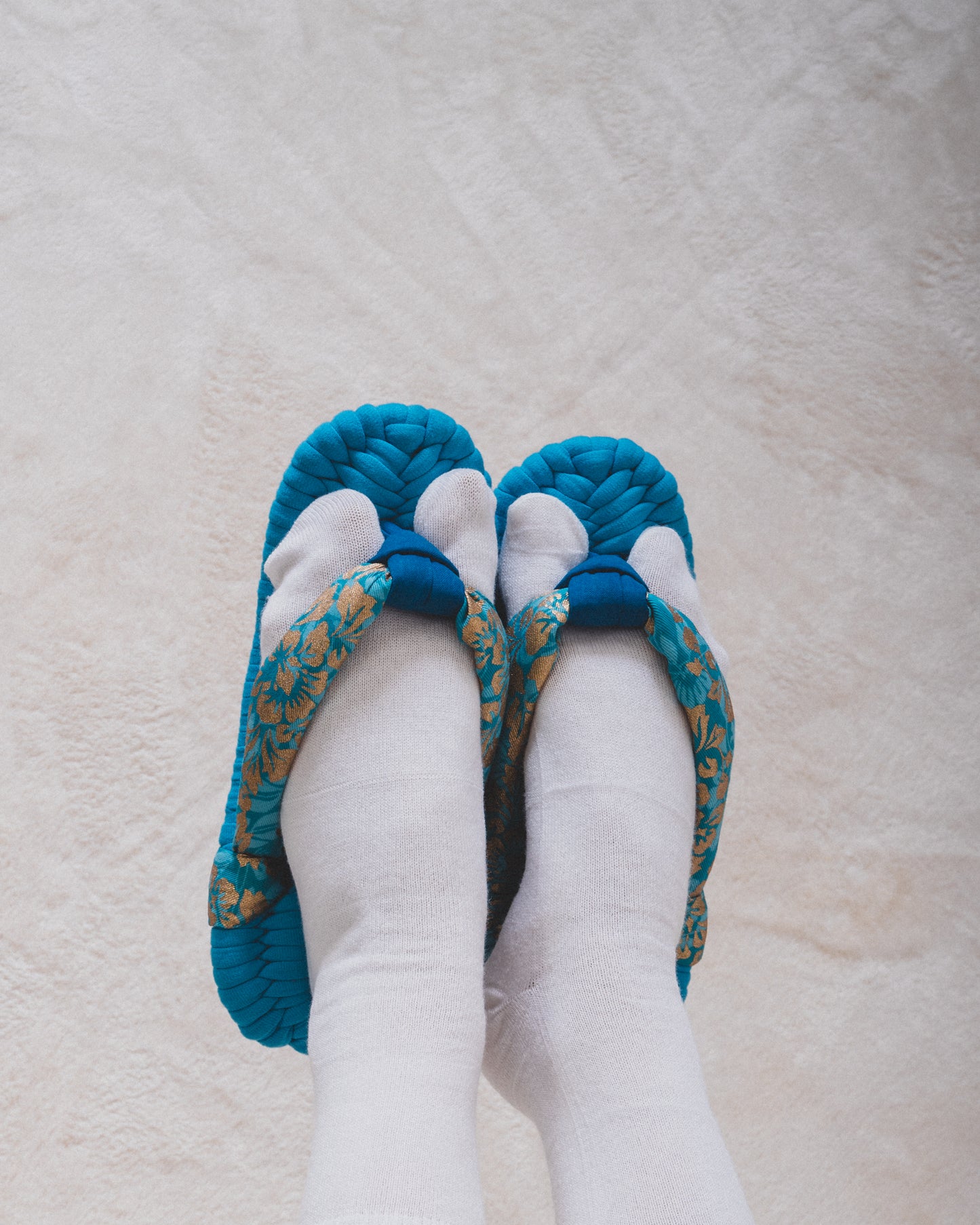 Fluffy Fabric Zōri  01 （size24㎝）