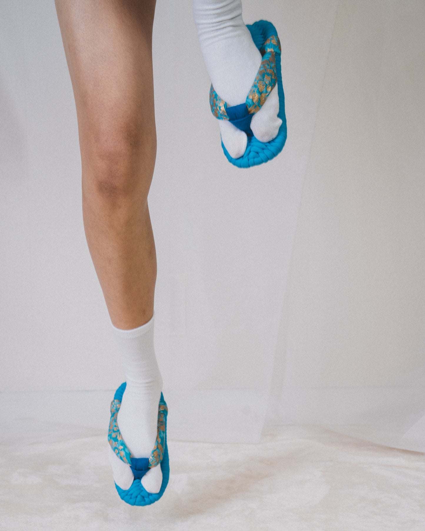 Fluffy Fabric Zōri  01 （size24㎝）