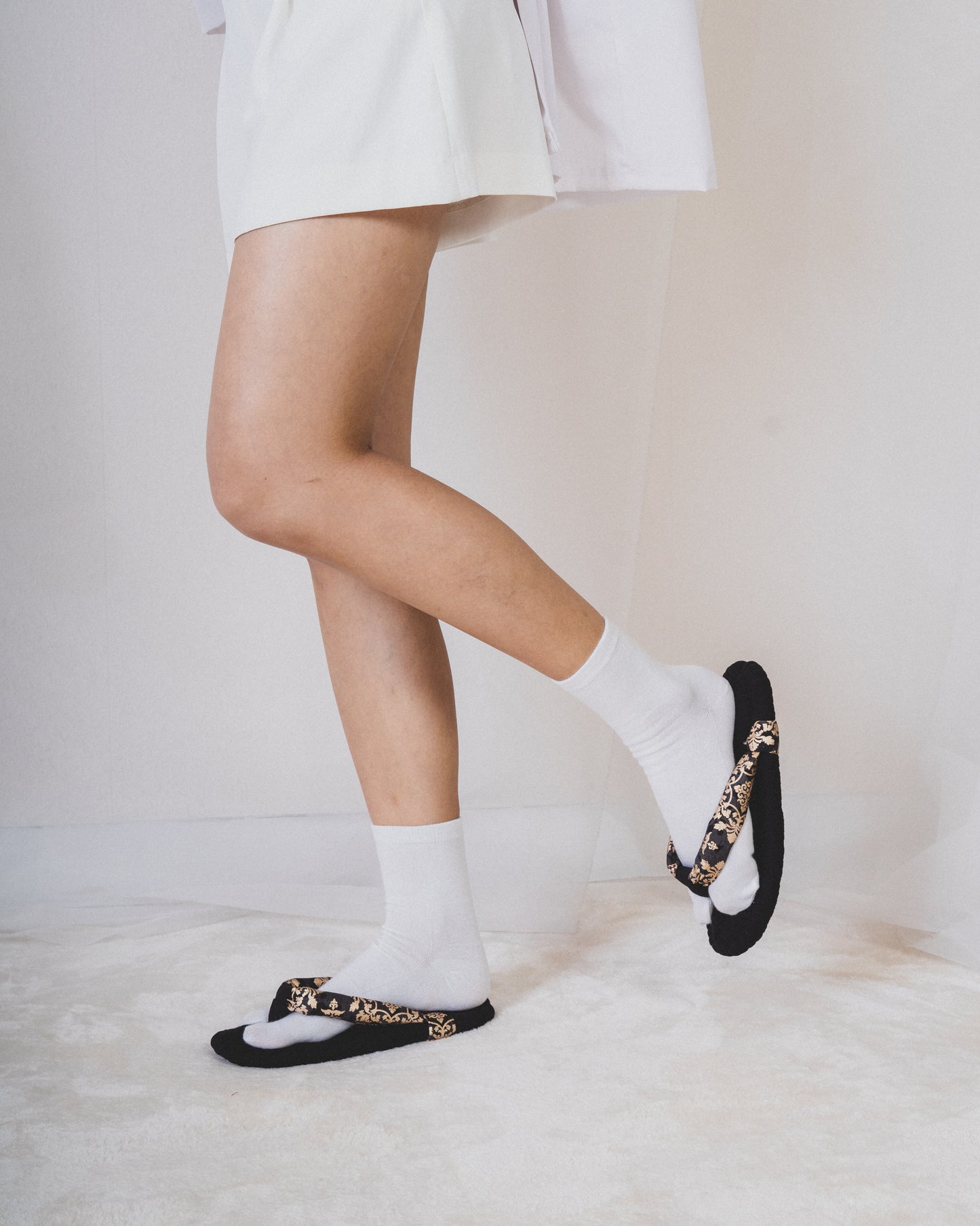 Fluffy Fabric Zōri  02 （size26㎝）